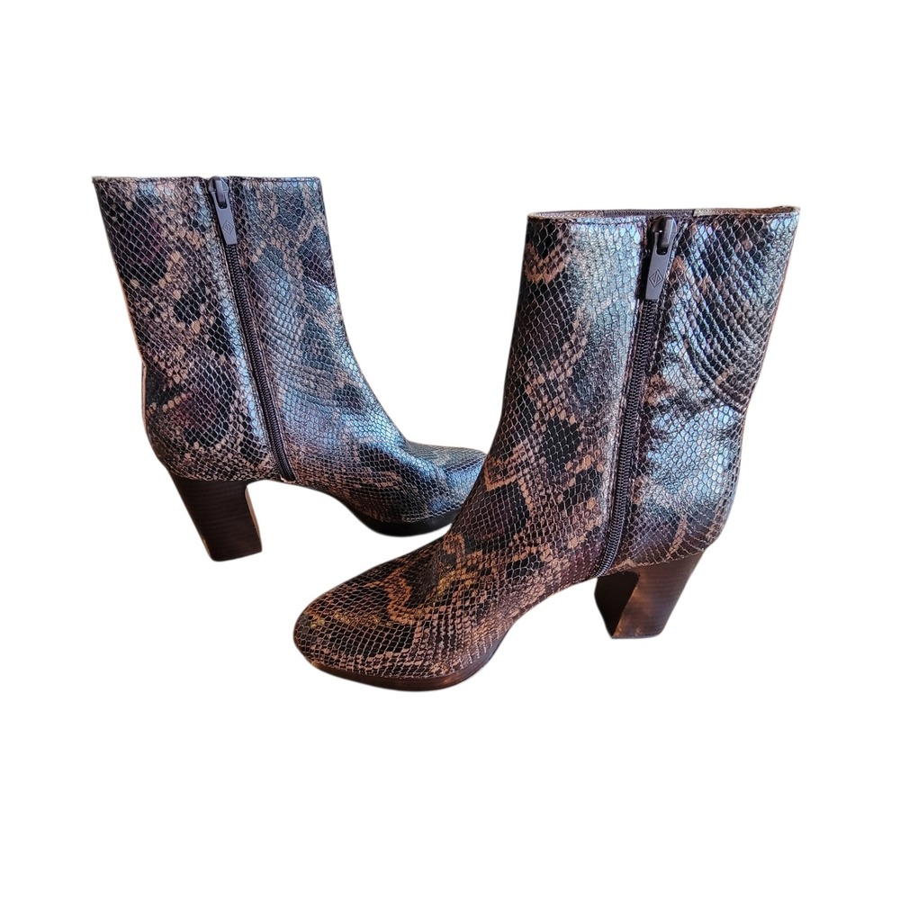 Donald Pliner Zelda Snakeskin Embossed Leather Ankle Boots Brown Black 10M